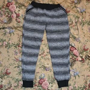 Youth Large Striped Knit Fuzzy Jogger Pants - Gray